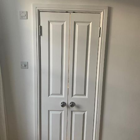 Beautiful One Bedroom Flat In The Heart Of Notting Hill Gate 런던 외부 사진