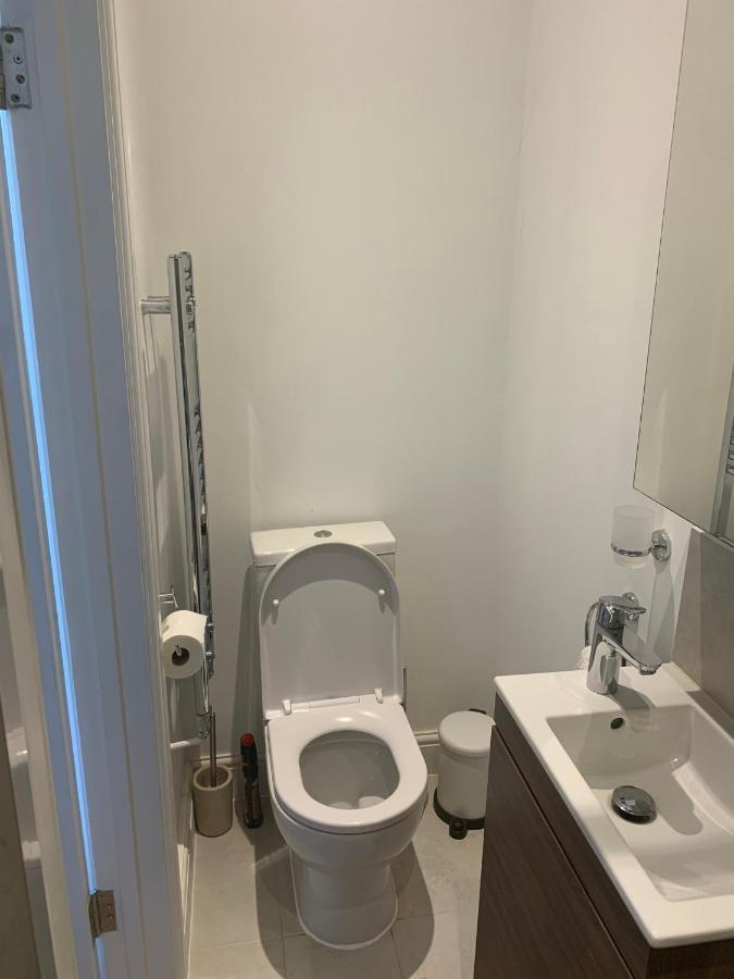Beautiful One Bedroom Flat In The Heart Of Notting Hill Gate 런던 외부 사진