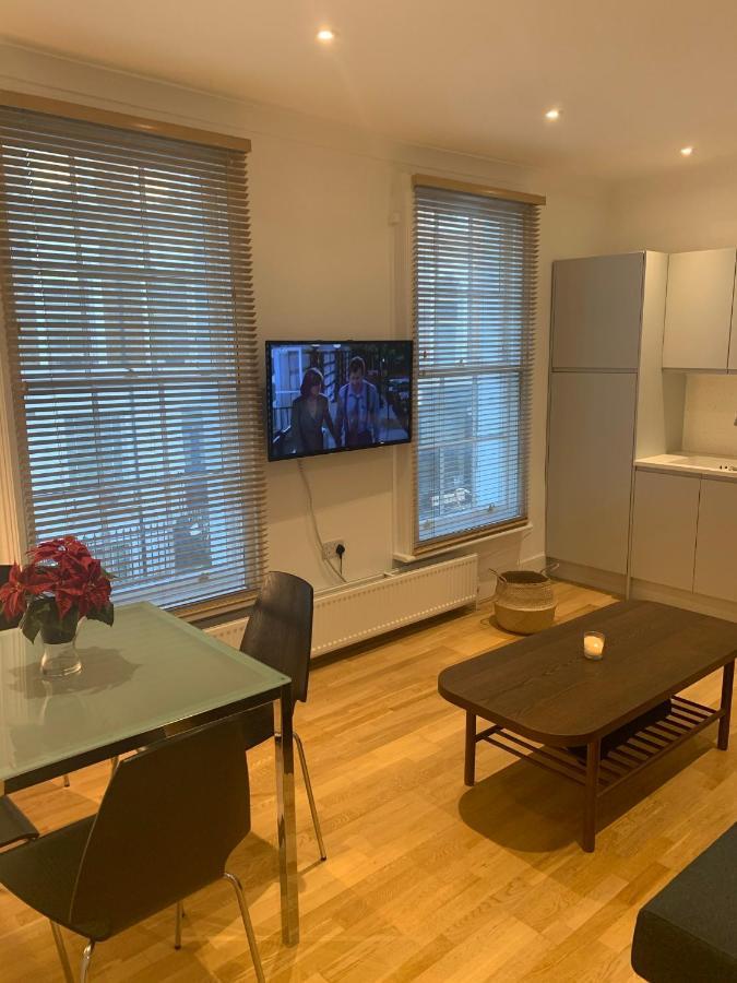 Beautiful One Bedroom Flat In The Heart Of Notting Hill Gate 런던 외부 사진